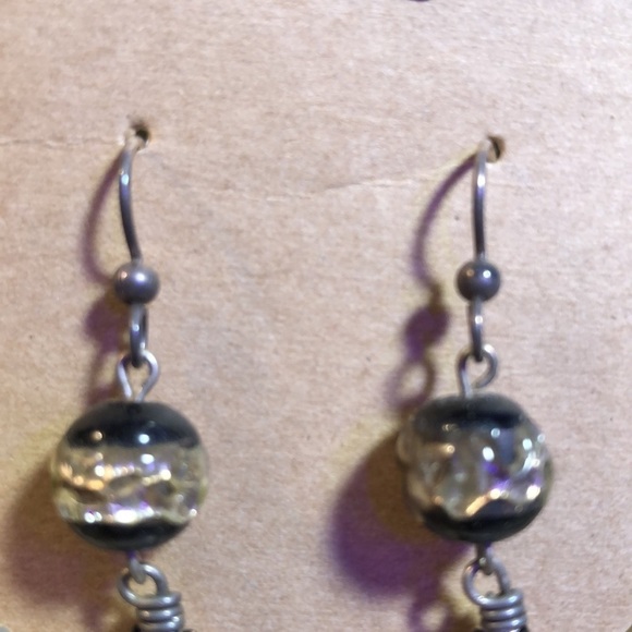 Peruvian Thread Art Earrings Black and Silver - Picture 3 of 5